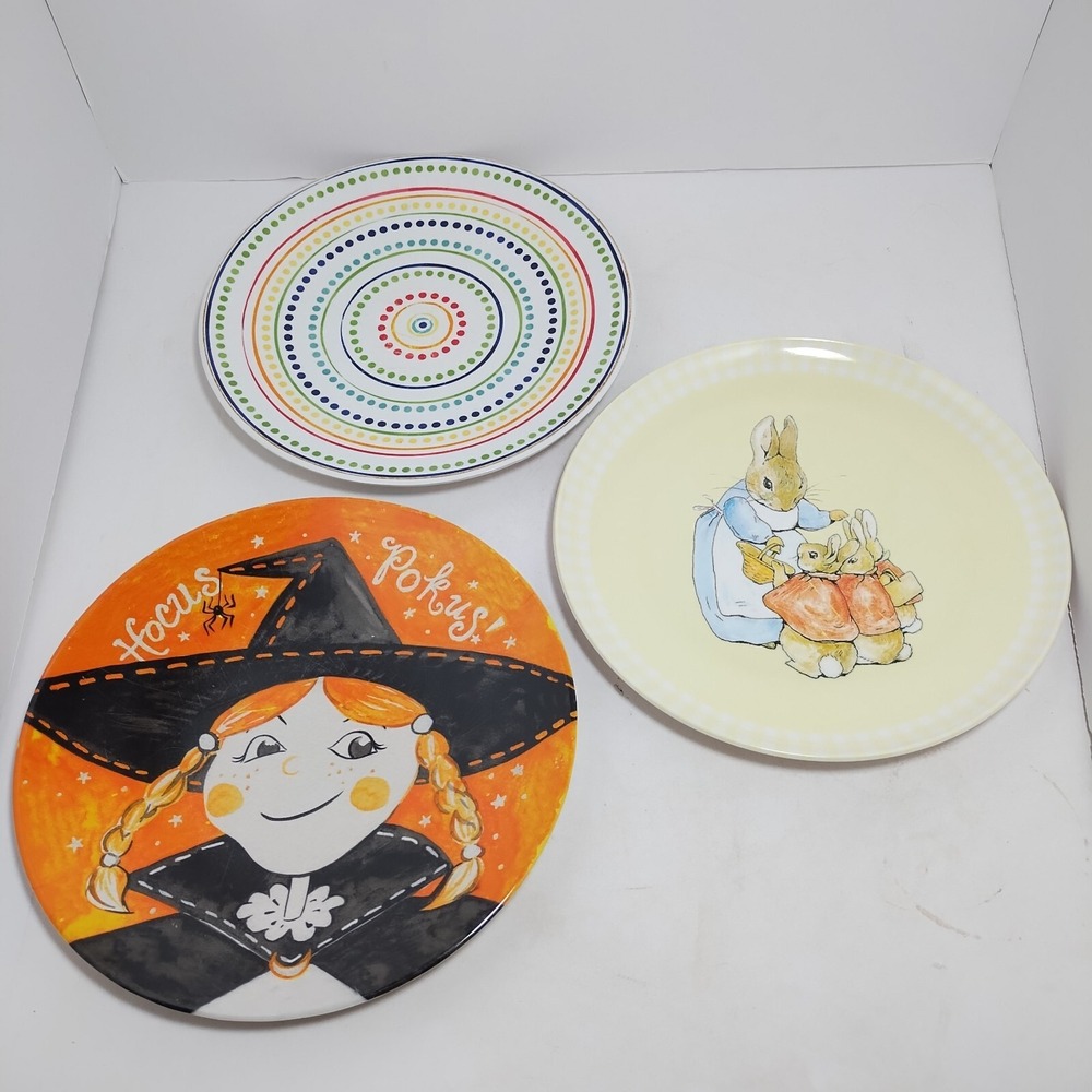 Pottery Barn Kids Set Of 3 Plates Beatrix Potter Peter Rabbit, Hocus Pocus, Dots